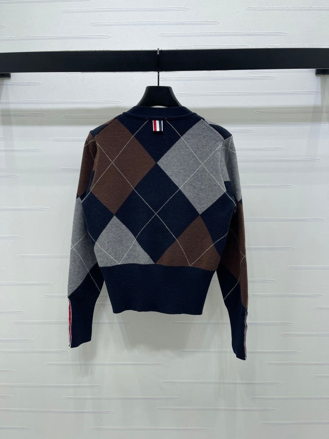 THOM 26S CARDIGAN STYLE 52