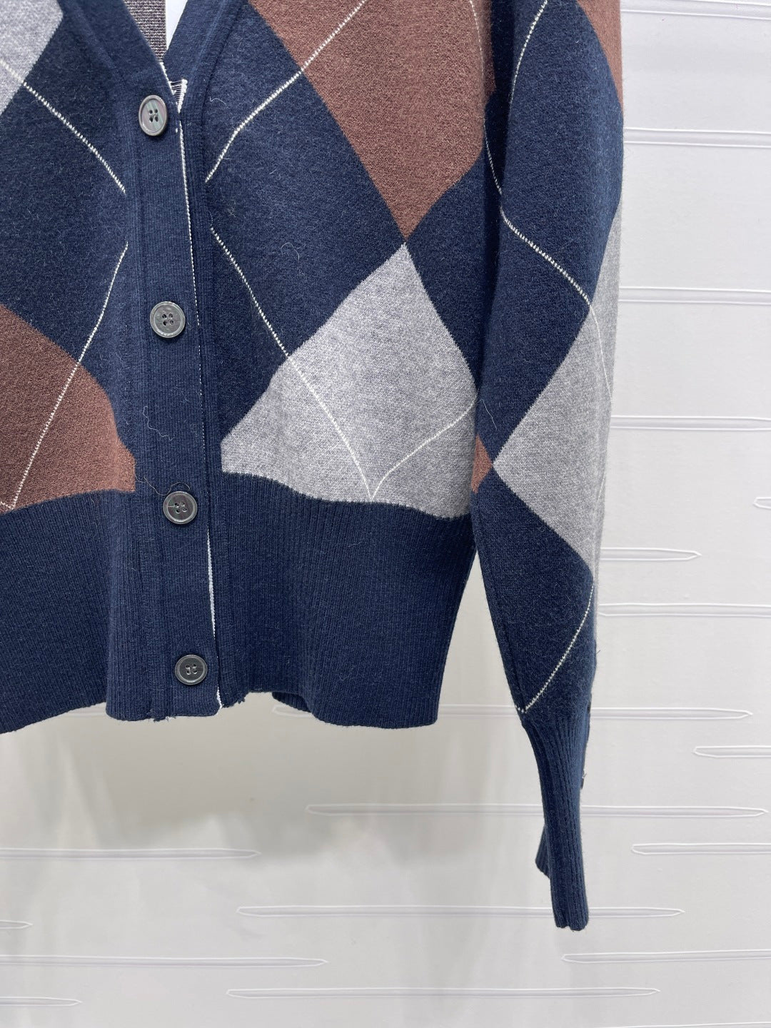 THOM 26S CARDIGAN STYLE 52