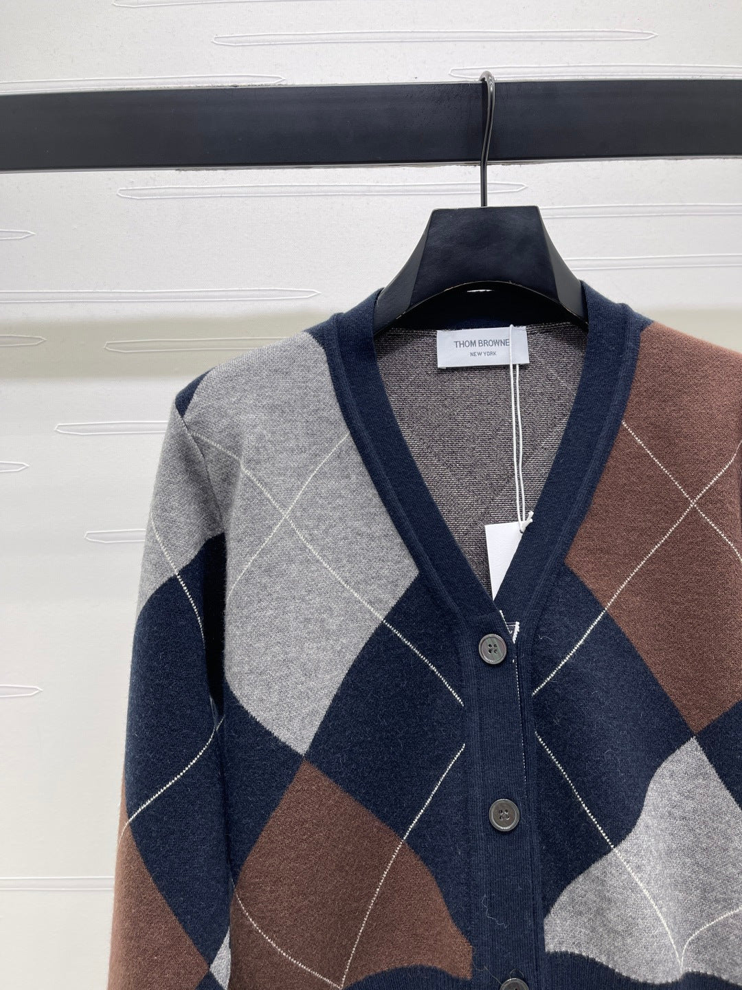 THOM 26S CARDIGAN STYLE 52