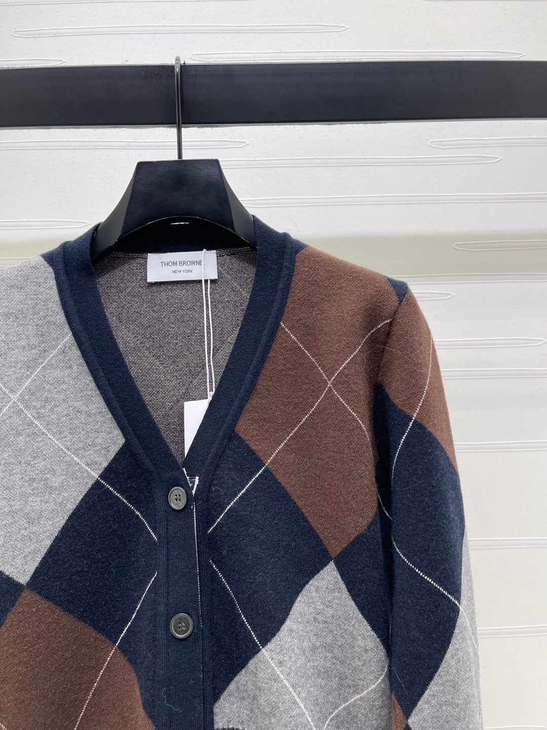 THOM 26S CARDIGAN STYLE 52