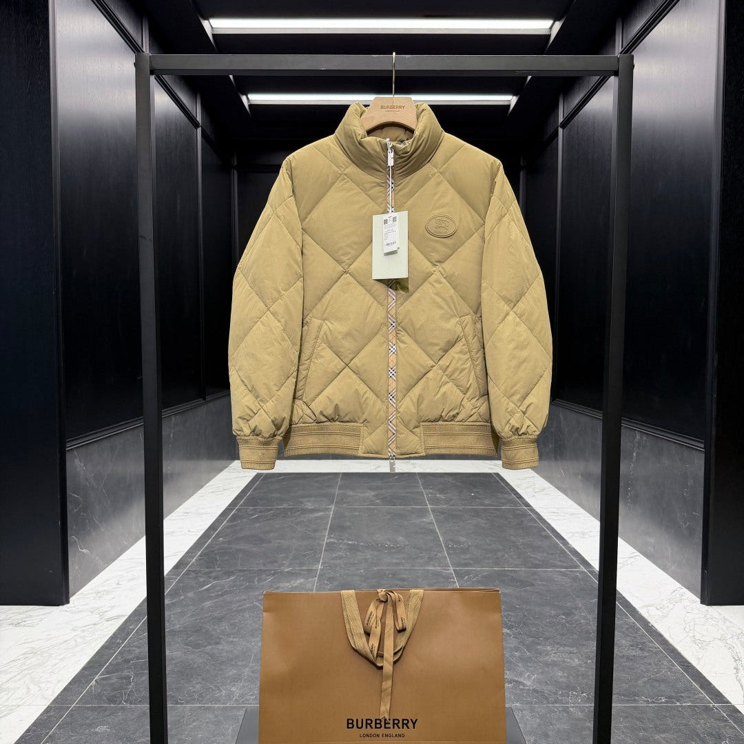 BURBERRY 25S DOWN JACKET 578713
