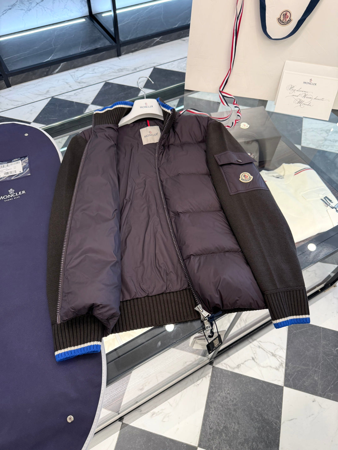 MONCLER 25S PREMIUM DOWN JACKET 473