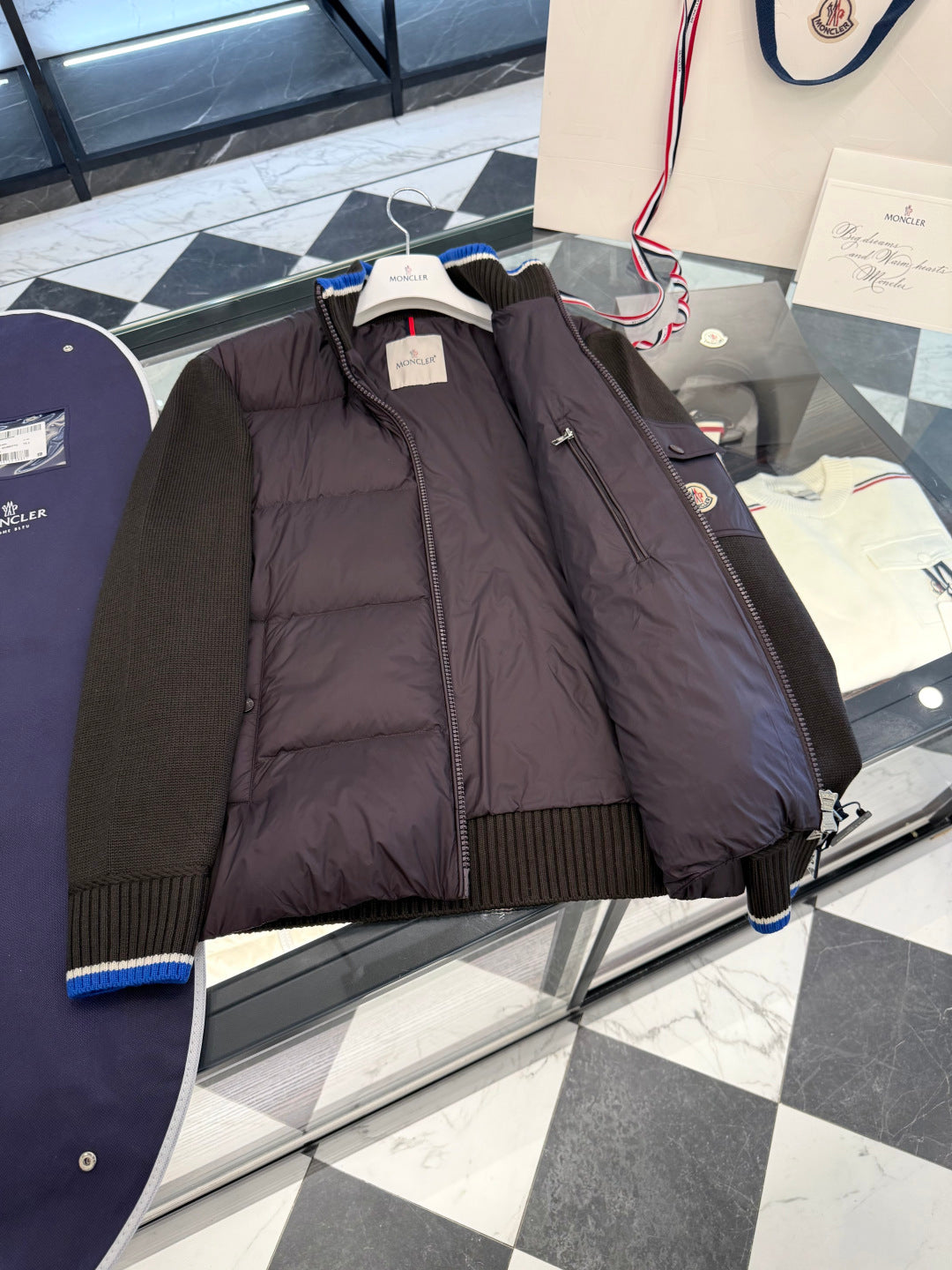 MONCLER 25S PREMIUM DOWN JACKET 473