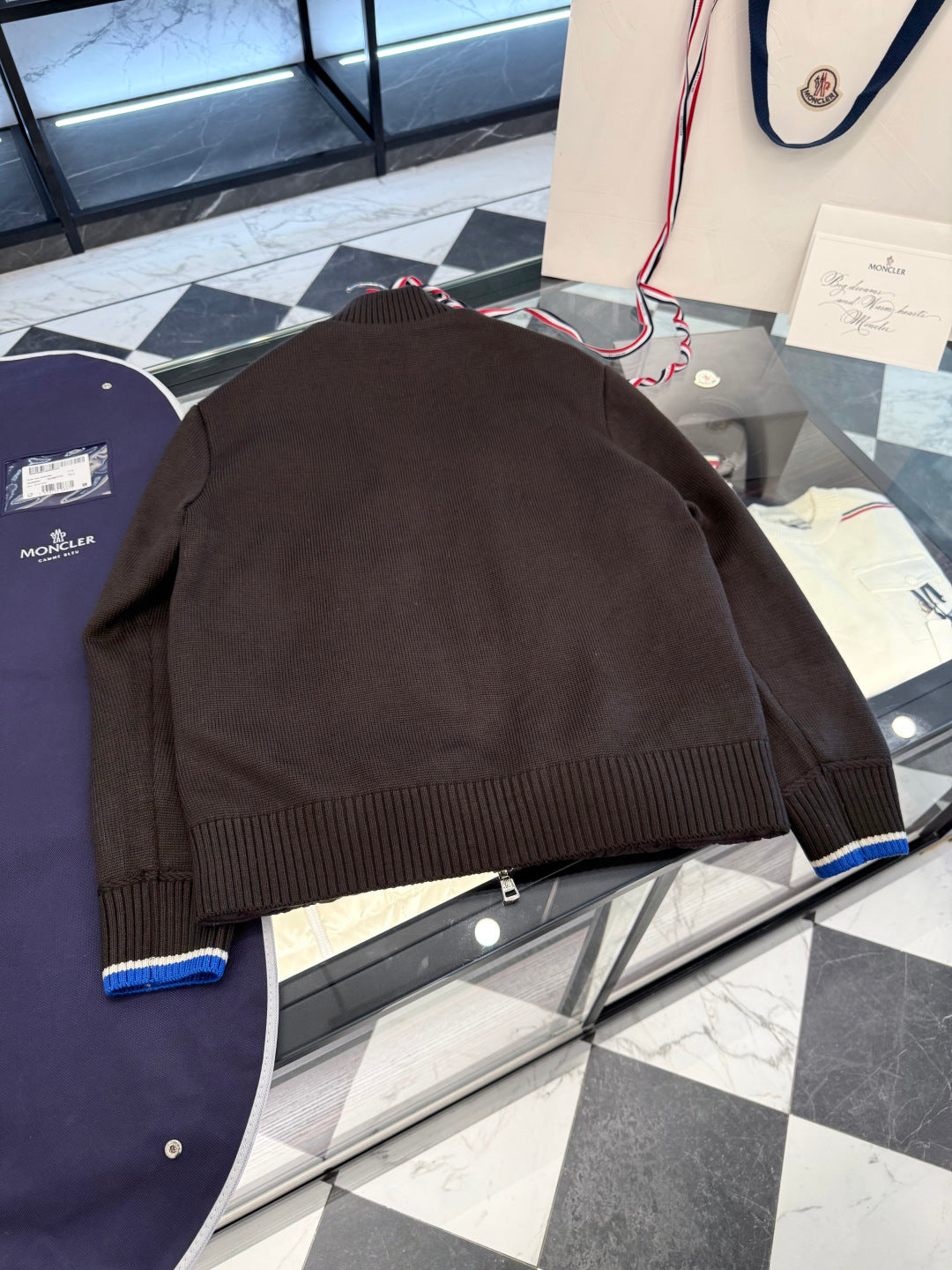 MONCLER 25S PREMIUM DOWN JACKET 473