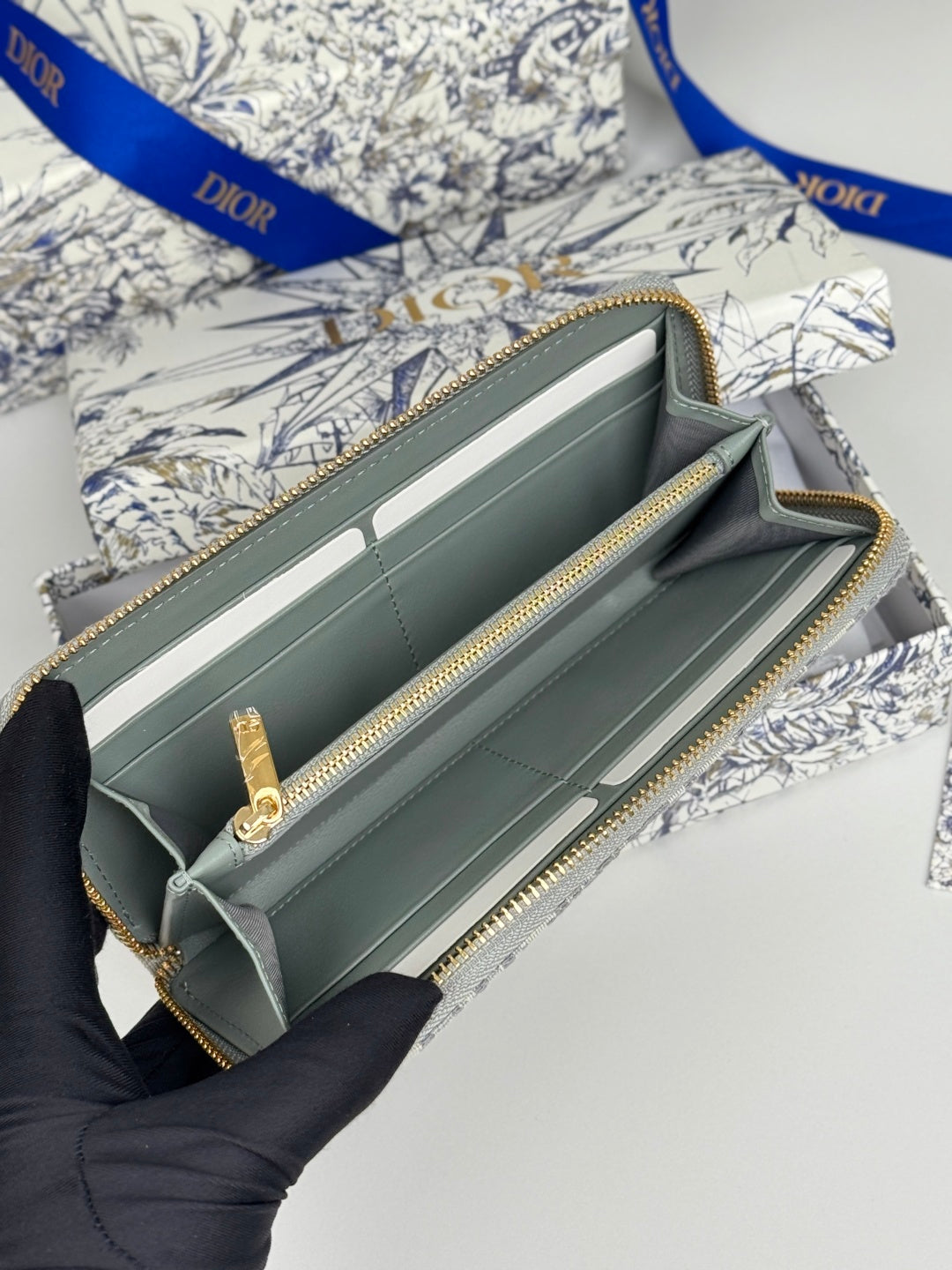 DIOR 25S LONG ZIPPER WALLET 19 IN GRAY OBLIQUE JACQUARD CANVAS