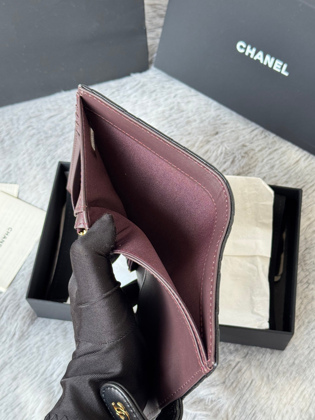 CHANEL 25S MULTI PURPOSE PASSPORT WALLET 15 IN BLACK LAMBSKIN GOLD HARDWARE