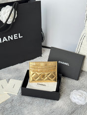 CHANEL 25S CARD HOLDER 11 IN GOLD LAMBSKIN GOLD HARDWARE