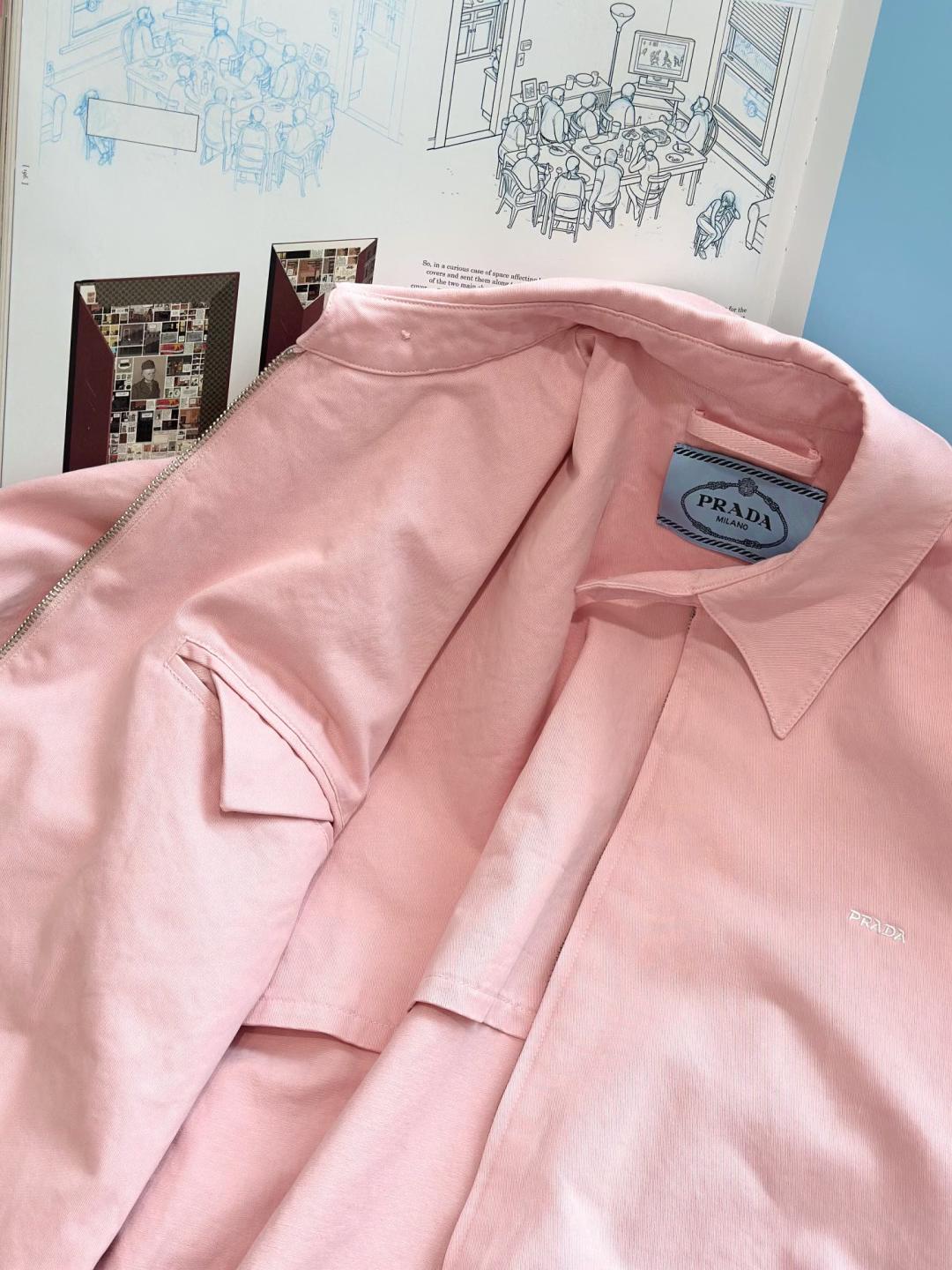 PRADA JACKET STYLE 162