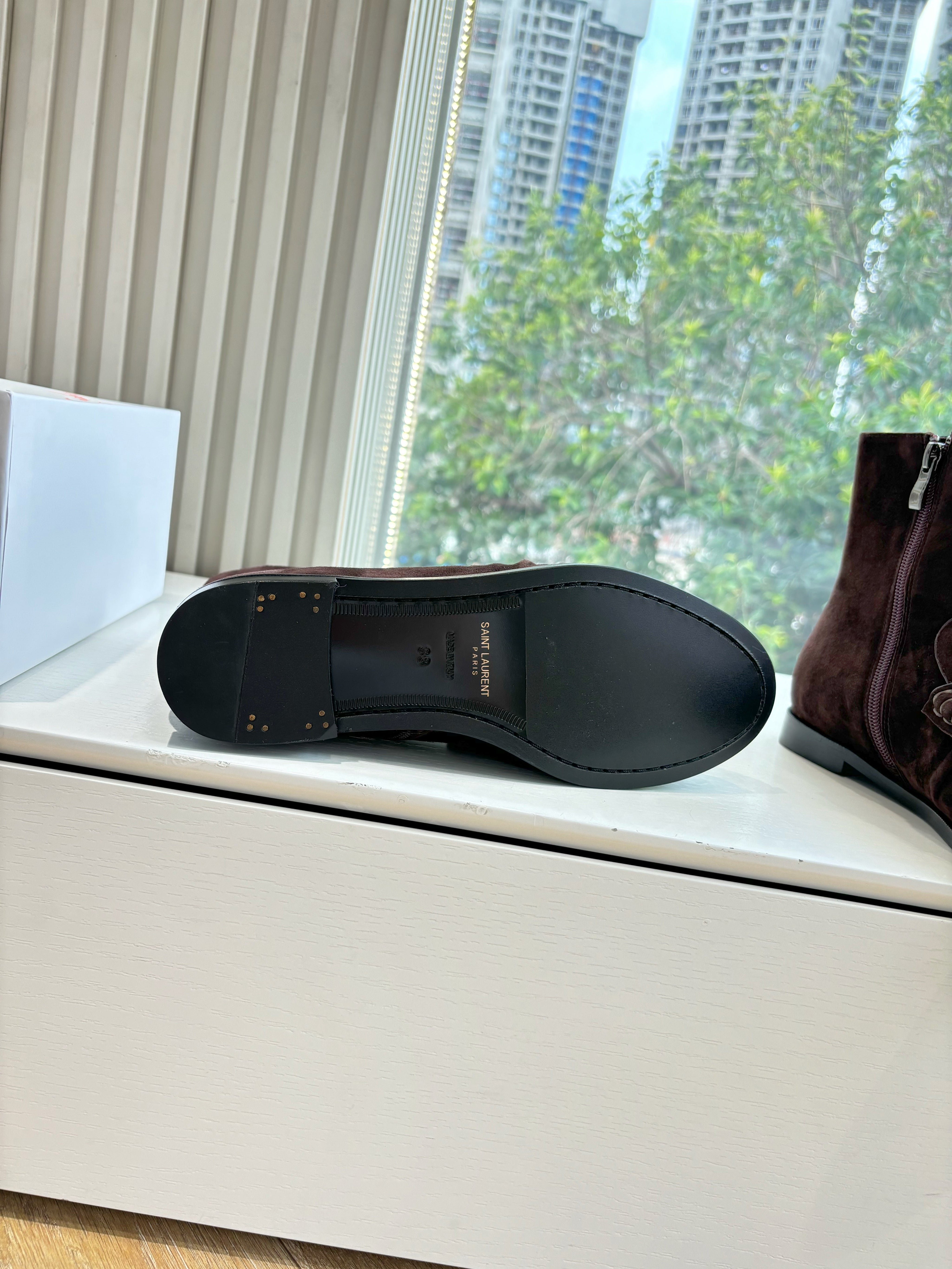 YSL 25S ANKLE FLAT BOOTS IN DARK CHOCOLATE BROWN SUEDE WITH SIDE ZIPPER