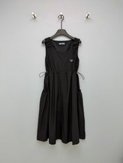 PRADA 26S SLEEVELESS WAISTED DRESS STYLE 889