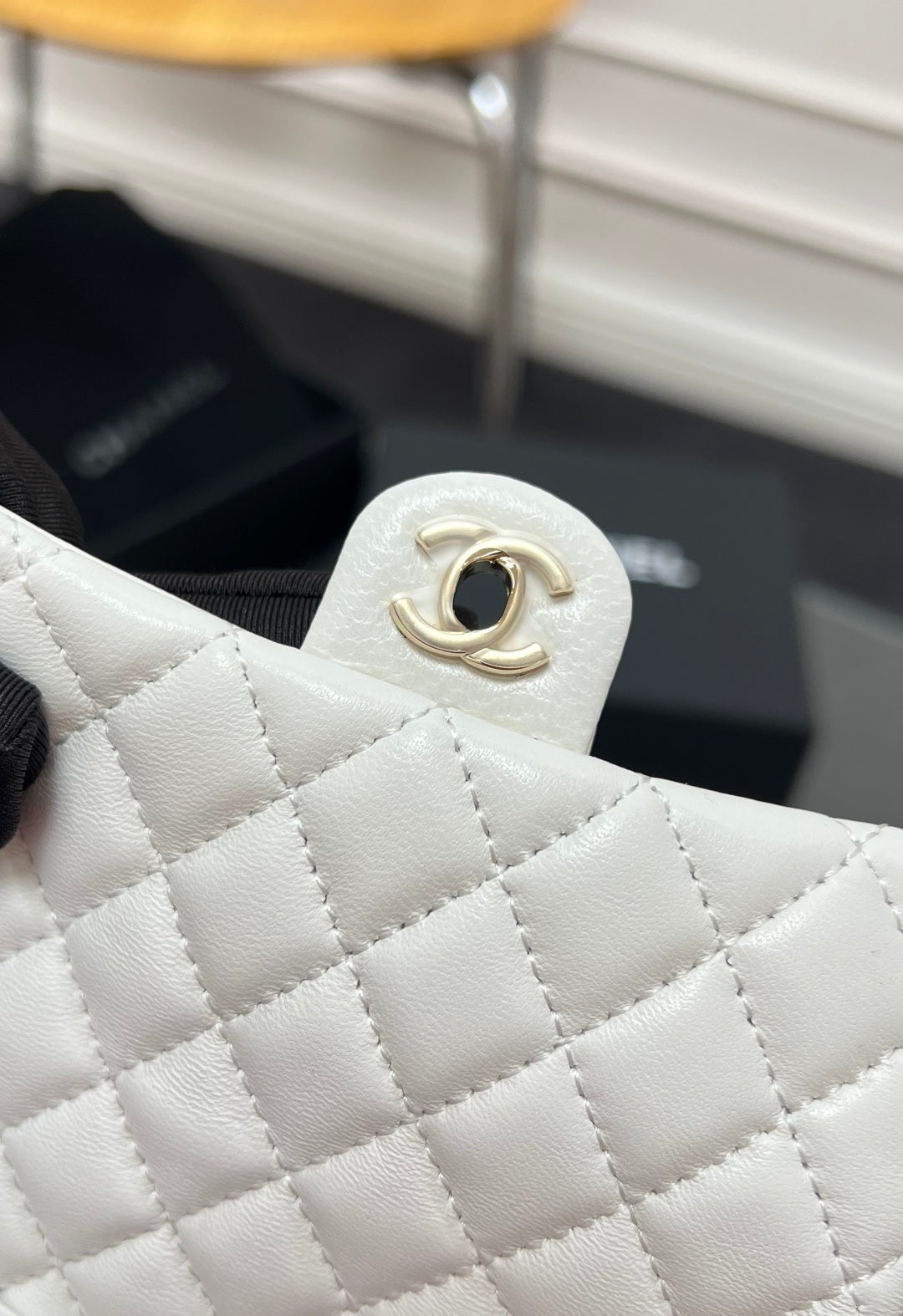 CHANEL 25S FLAP CHARM BAG 13 IN WHITE LAMBSKIN