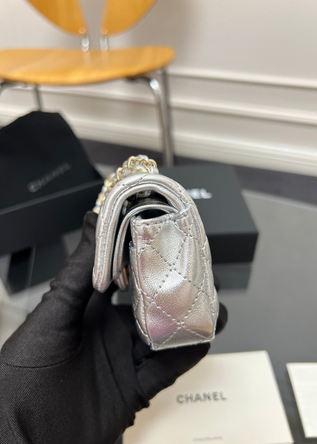 CHANEL 25S FLAP CHARM BAG 13 IN SILVER METALLIC LAMBSKIN