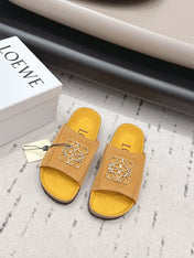 LOEWE 26S FLAT SANDALS IN GOLD YELLOW LOGO GOLD HARDWARE