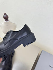 STOMPER DERBY IN BLACK SOFT BULLSKIN