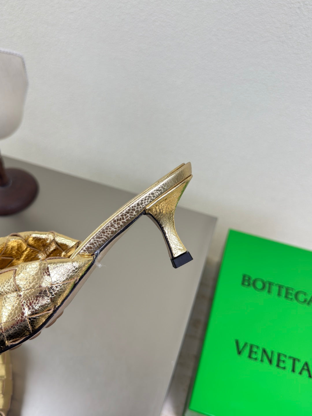 BLINK HIGH 5 CM MULE IN GOLD INTRECCIATO LEATHER