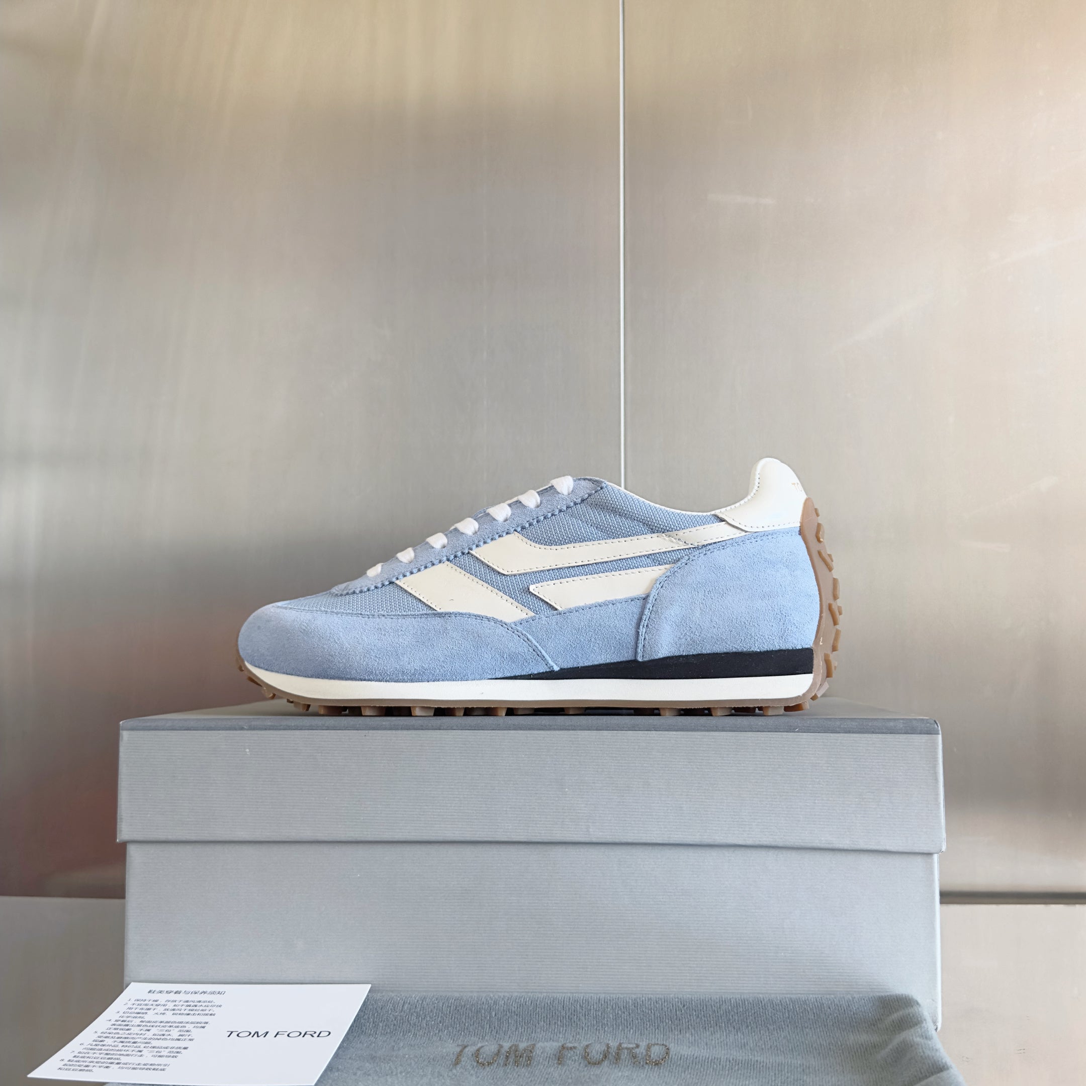 TOM FORD 26S SNEAKERS IN SKY BLUE SUEDE