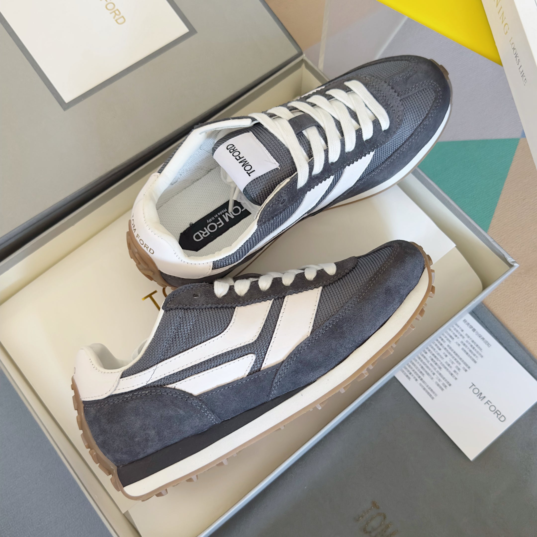 TOM FORD 26S SNEAKERS IN DARK GREY SUEDE