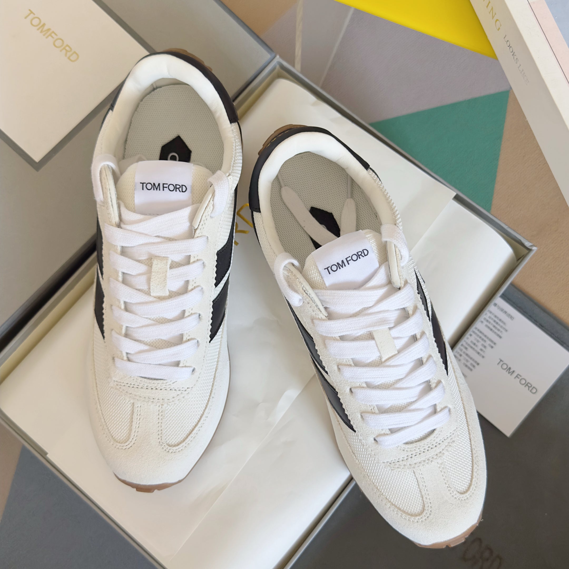TOM FORD 26S SNEAKERS IN WHITE SUEDE