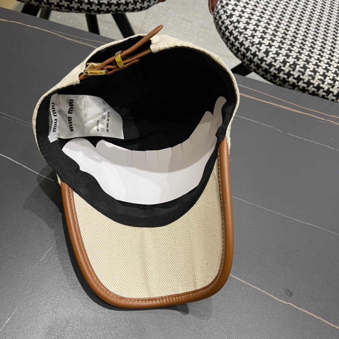 MM BASEBALL CAP IN LIGHT BEIGE FABRIC AND CALFSKIN