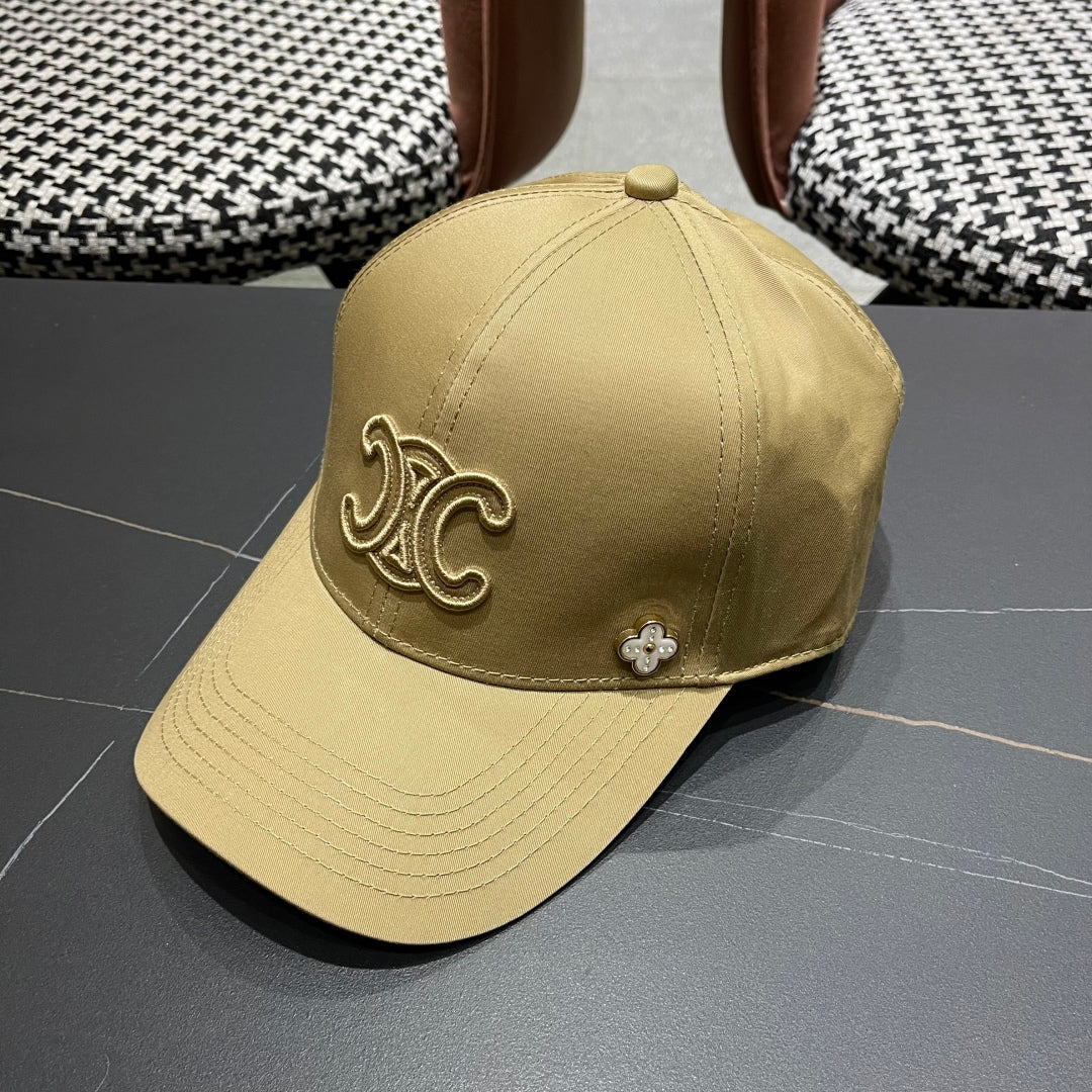 BASEBALL CAP MODEL 650285 IN GOLD FABRIC