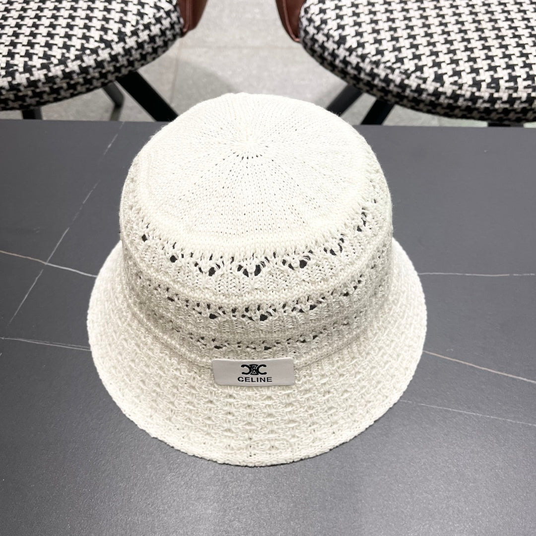 BUCKET HAT MODEL 651868 IN WHITE CROCHET