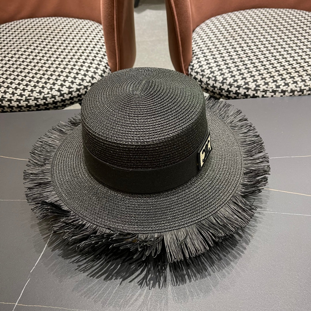 WIDE BRIM HAT MODEL 651883 IN BLACK WOVEN STRAW