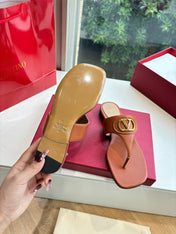 VLTN THONG SANDALS 25S IN BURNT ORANGE LAMBSKIN WITH GOLD HARDWARE