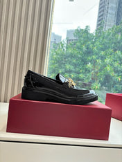 ROGER VIVIER 25S RANGERS CHAIN LOAFER IN BLACK GLOSSY CALFSKIN