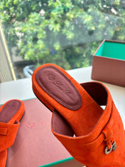 LP THONG SANDALS 25S IN ORANGE SUEDE