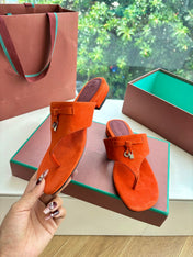 LP THONG SANDALS 25S IN ORANGE SUEDE