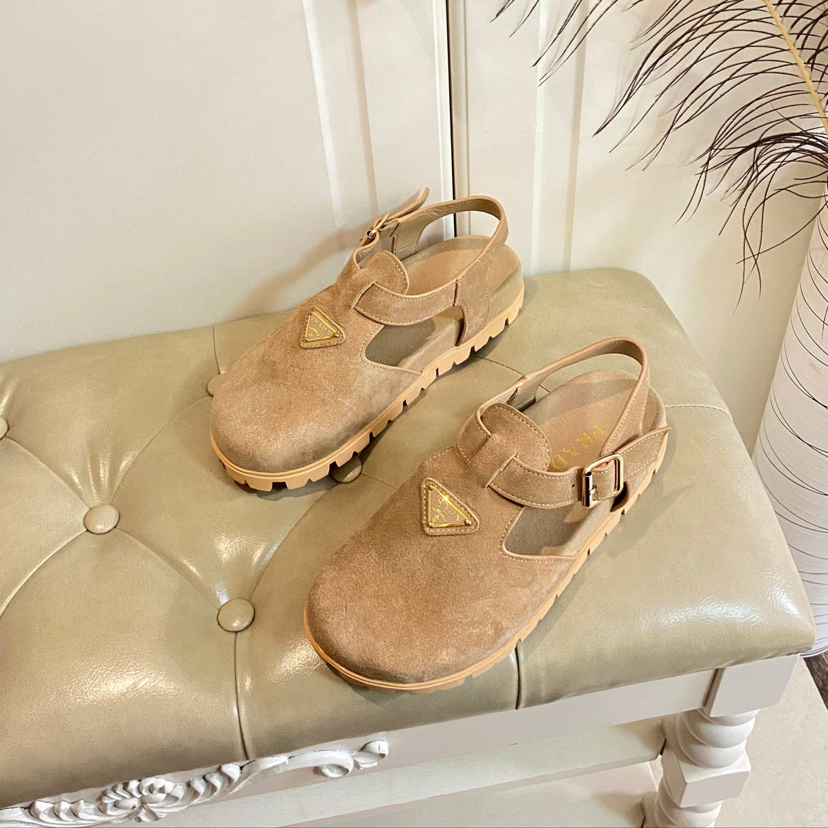 RUBBER SOLE SANDALS IN DARK BEIGE SUEDE