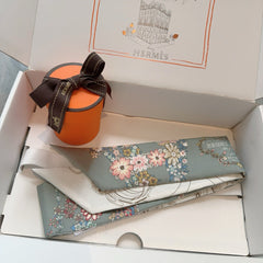 HERMES 25S SILK NECKERCHIEF 86 IN SILK 714376