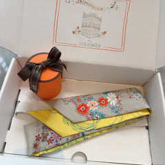 HERMES 25S SILK NECKERCHIEF 86 IN SILK 714382