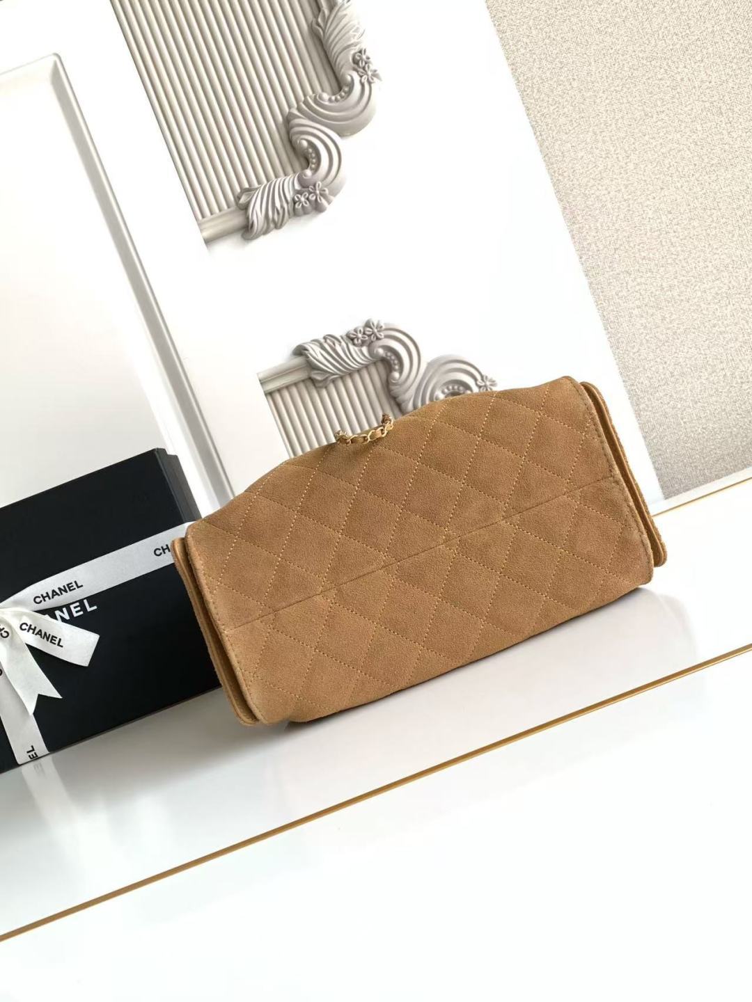 CHANEL 25S HOBO BAG 30 IN BROWN SUEDE WITH GOLD HARDWARE