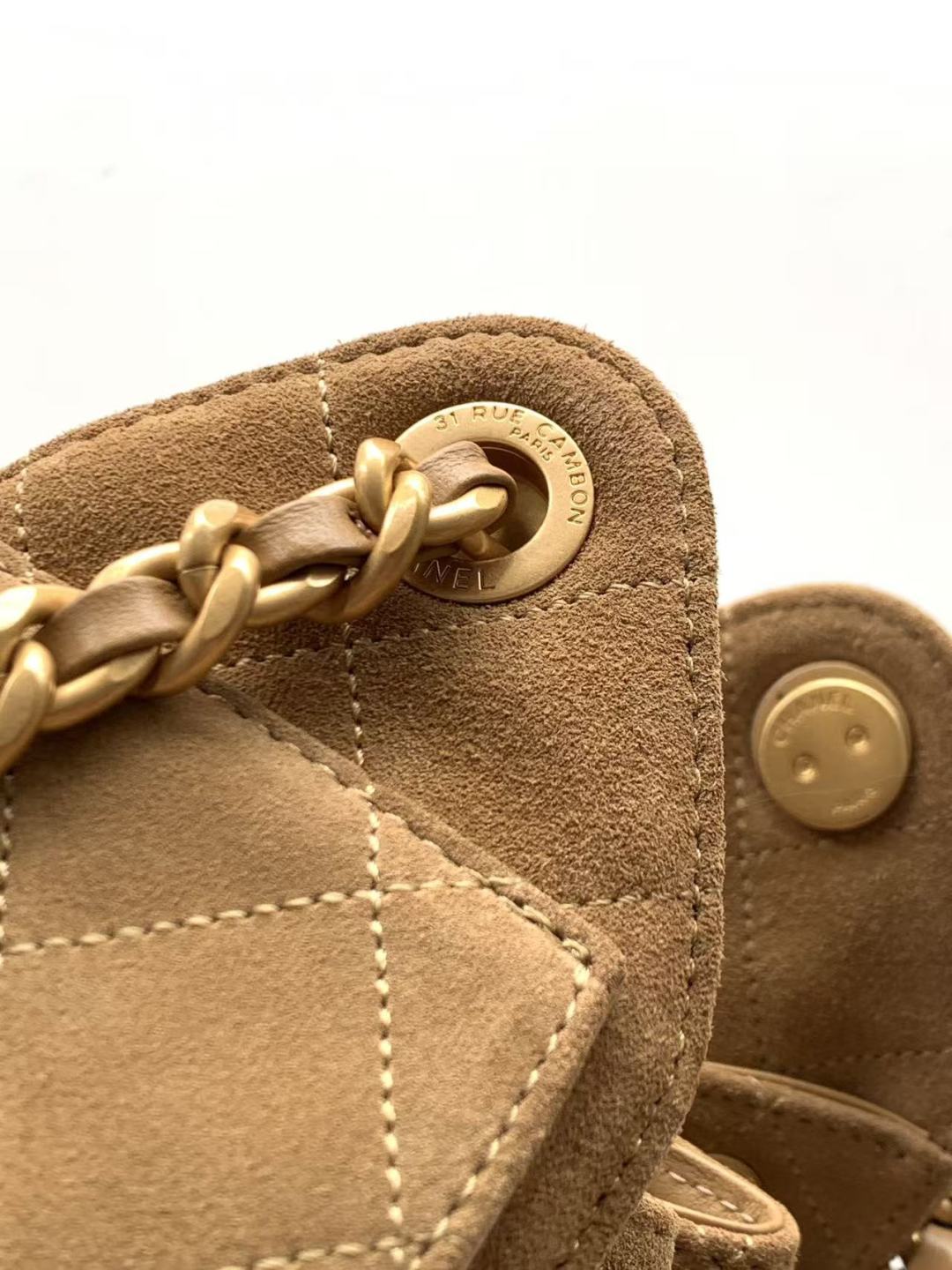 CHANEL 25S HOBO BAG 22 IN BROWN SUEDE WITH GOLD HARDWARE