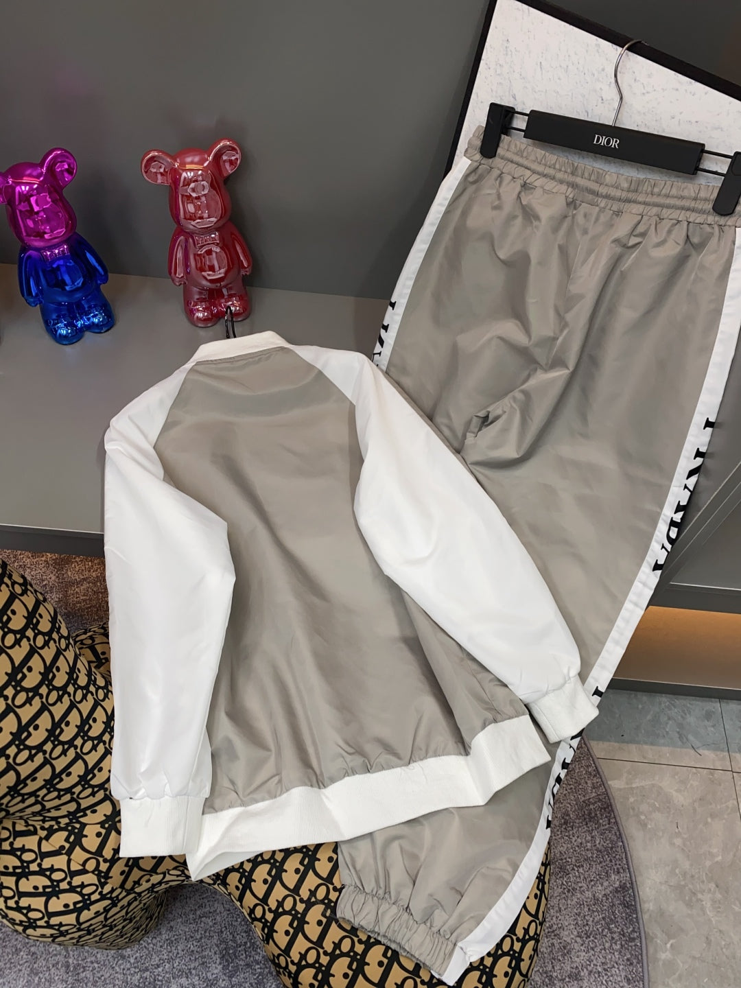 PRADA SPORTSWEAR SET STYLE 127