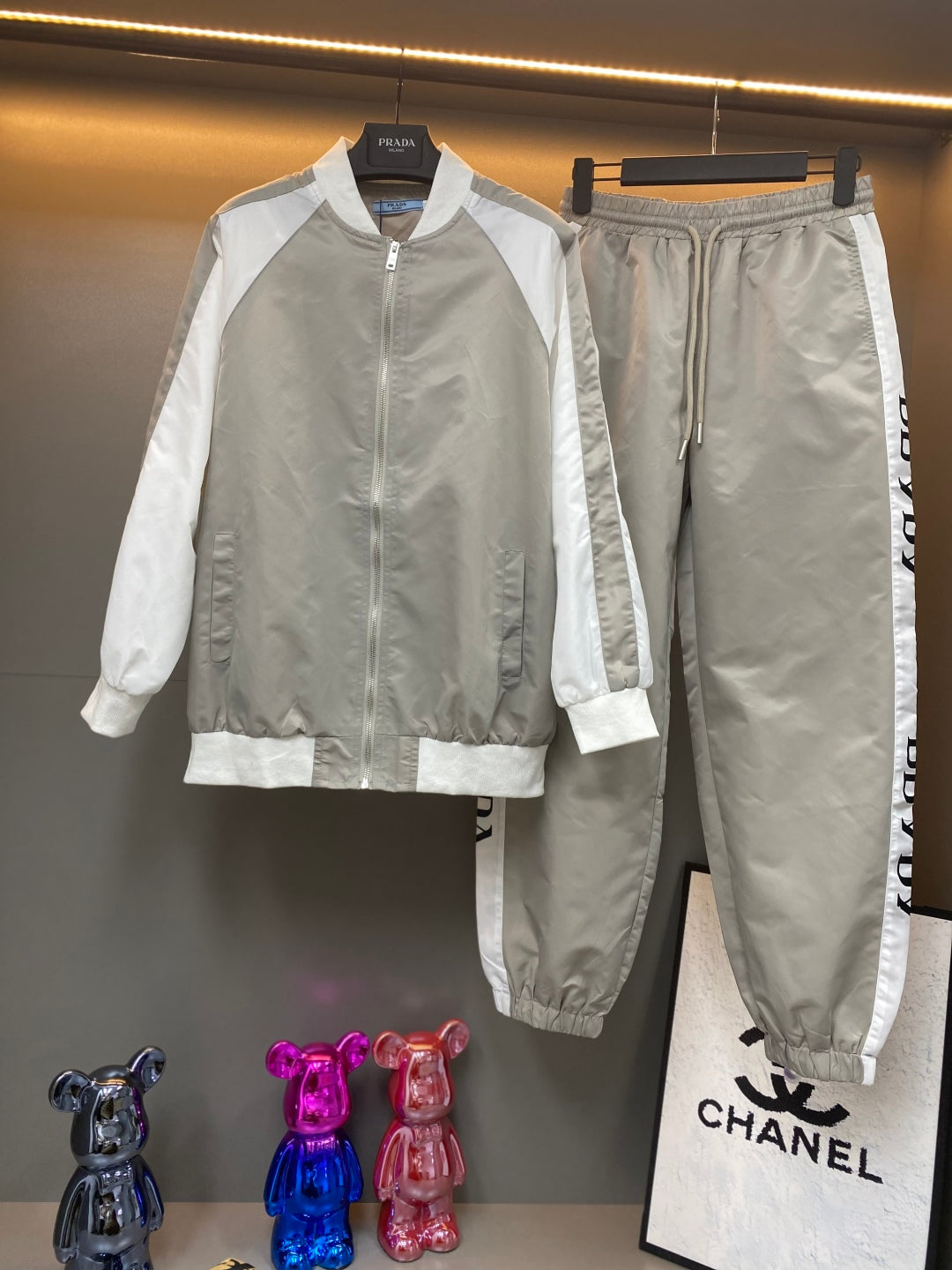 PRADA SPORTSWEAR SET STYLE 127