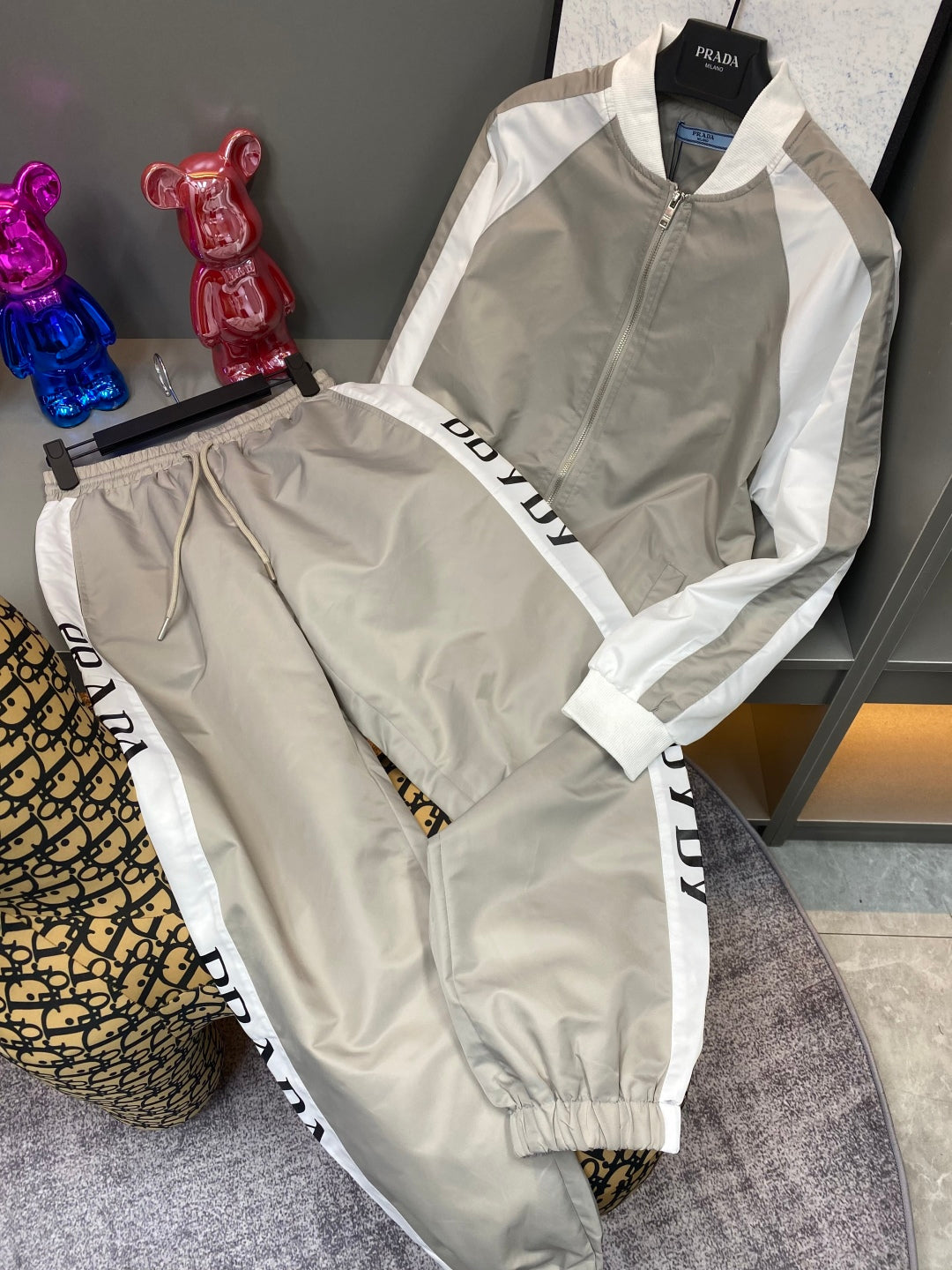 PRADA SPORTSWEAR SET STYLE 127