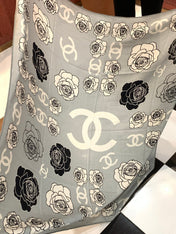 CHANEL 25S SCARF 140 CM IN CASHMERE AND SILK 943334