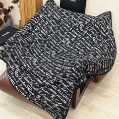 CHANEL 25S SCARF 135 CM IN CASHMERE SILK 943692