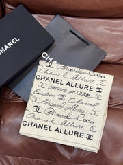 CHANEL 25S SCARF 135 CM IN CASHMERE SILK 943693