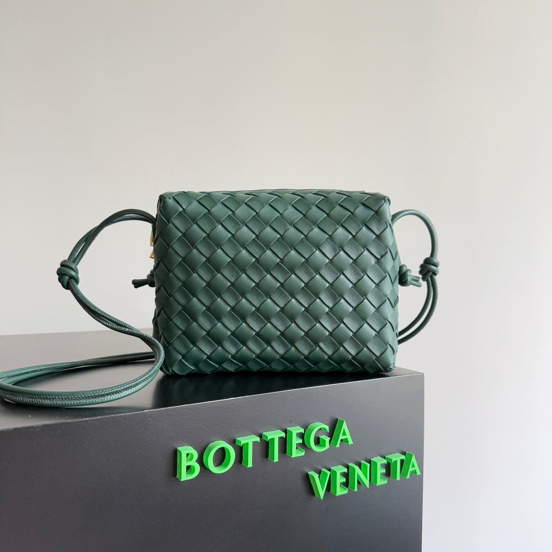 MINI LOOP CAMERA BAG 22 IN DARK GREEN CALFSKIN