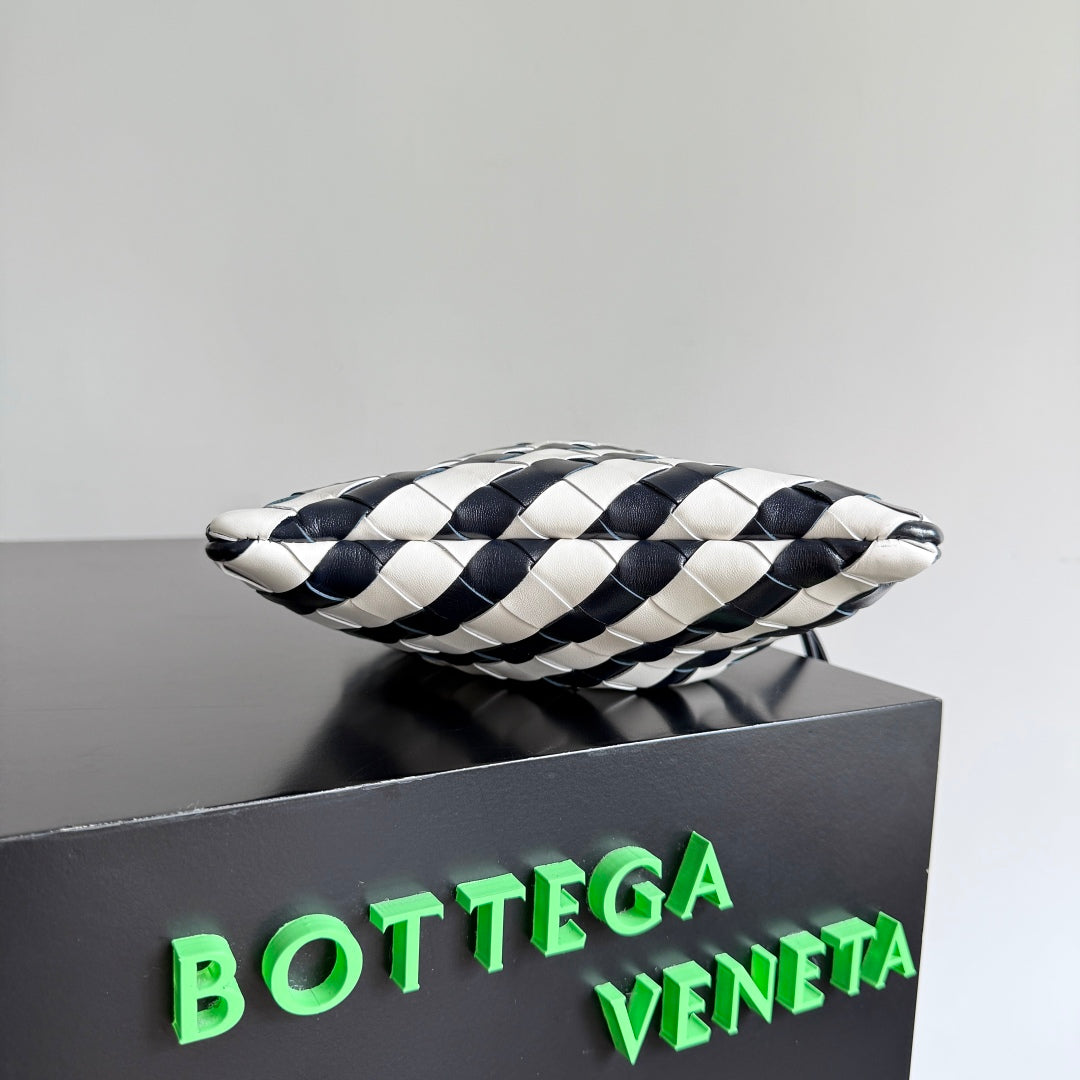 BOTTEGA VENETA 25S DUSTBAG 21 IN ZEBRA PATTERN CALFSKIN