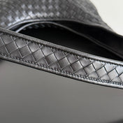 BOTTEGA VENETA 25S VENETO BAG 27 IN BLACK CALFSKIN SILVER HARDWARE