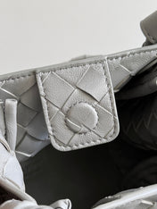 BOTTEGA VENETA 25S SMALL PARACHUTE 21 IN LIGHT GRAY CALFSKIN GOLD HARDWARE