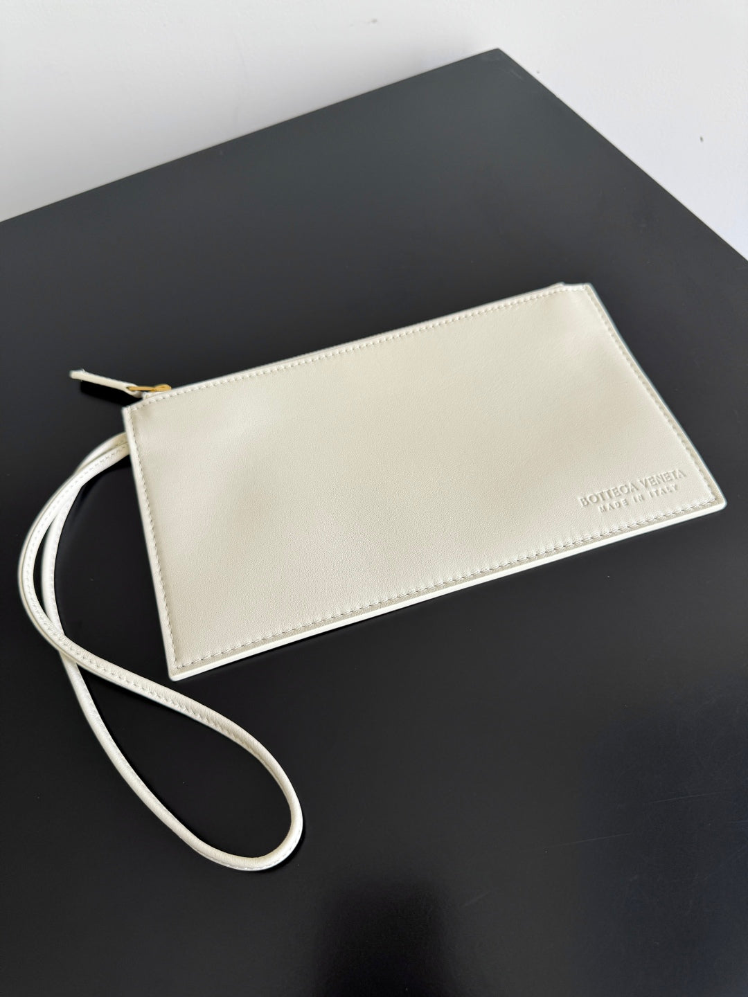 BOTTEGA VENETA 25S PINACOTECA BAG 43 IN IVORY CALFSKIN