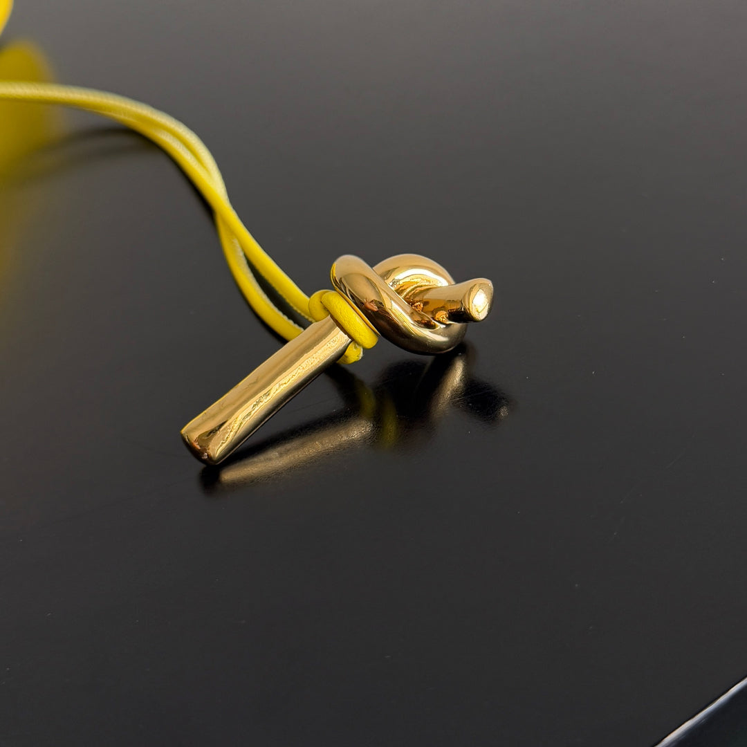 BOTTEGA VENETA 25S LONG CLUTCH ANDIAMO 31 IN LEMON YELLOW CALFSKIN