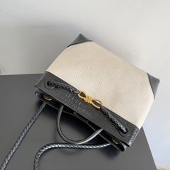 BOTTEGA VENETA 25S MEDIUM ANDIAMO 32 IN IVORY BLACK CALFSKIN AND CANVAS