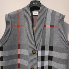 BURBERRY 25S KNIT VEST 292