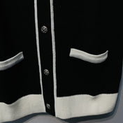 CHANEL 26S SLEEVELESS V-NECK BLAZER 670